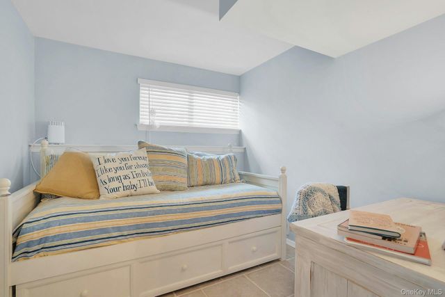 101 Hayrick Lane, Commack, NY 11725