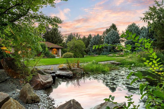 2985 N Holl Drive, Eagle, ID 83616