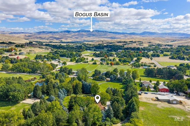 2985 N Holl Drive, Eagle, ID 83616