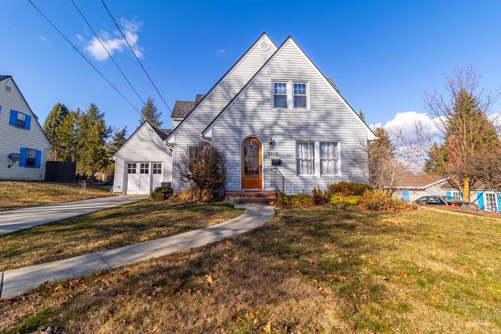 1106 E 6th Street, Moscow, ID 83843
