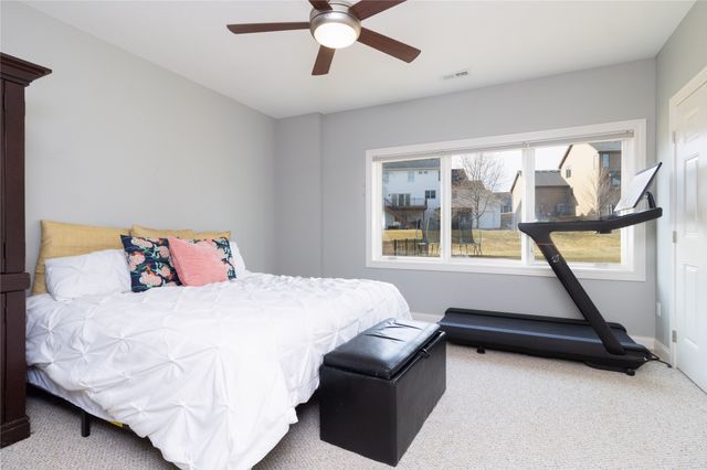 4300 161st Street, Urbandale, IA 50323