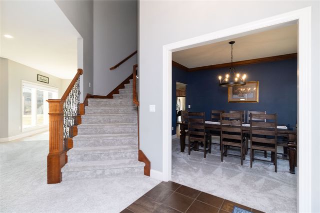 4300 161st Street, Urbandale, IA 50323