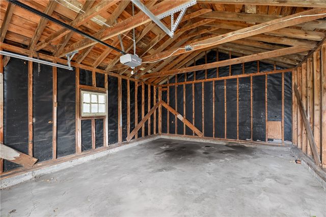 16 Camden Avenue, Dayton, OH 45405