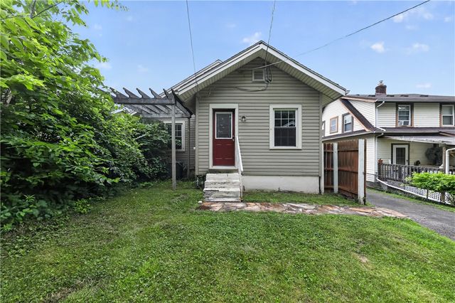 16 Camden Avenue, Dayton, OH 45405