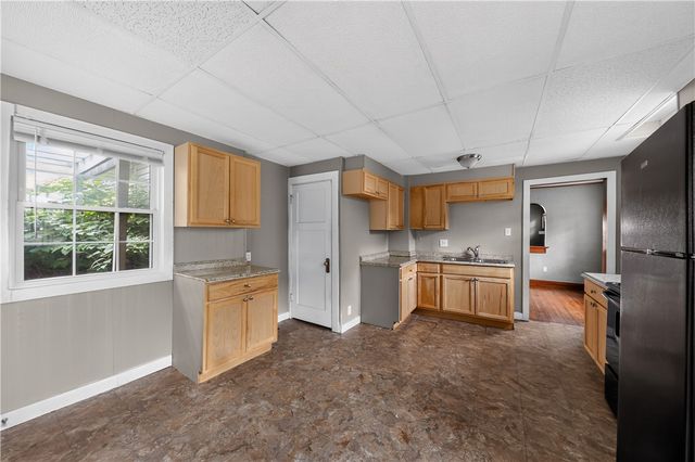 16 Camden Avenue, Dayton, OH 45405