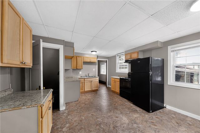 16 Camden Avenue, Dayton, OH 45405