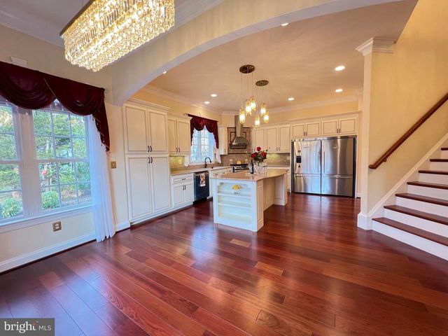 11207 VALOR BRIDGE DR, Spotsylvania, VA 22551