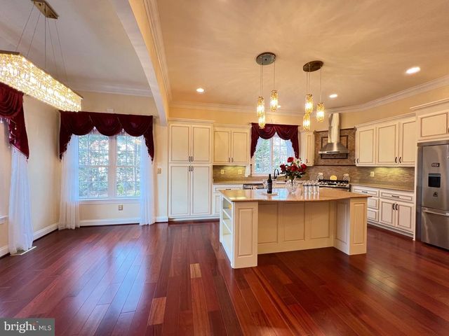 11207 VALOR BRIDGE DR, Spotsylvania, VA 22551