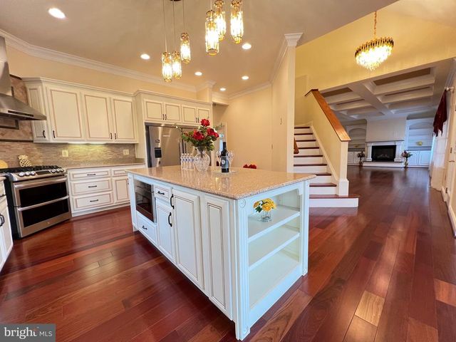 11207 VALOR BRIDGE DR, Spotsylvania, VA 22551