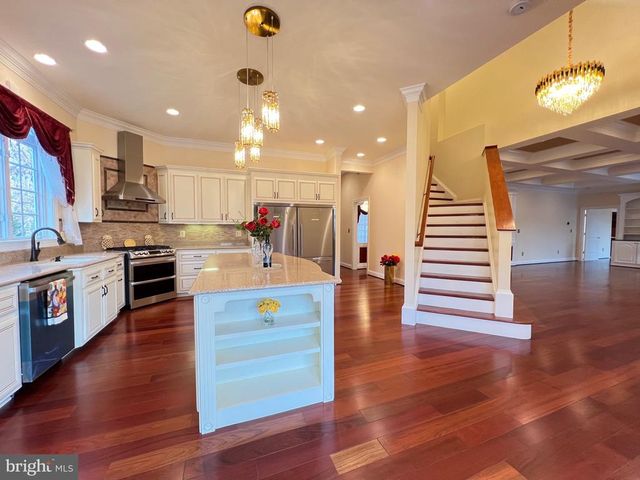 11207 VALOR BRIDGE DR, Spotsylvania, VA 22551