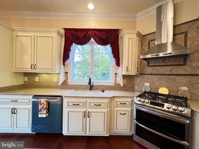 11207 VALOR BRIDGE DR, Spotsylvania, VA 22551