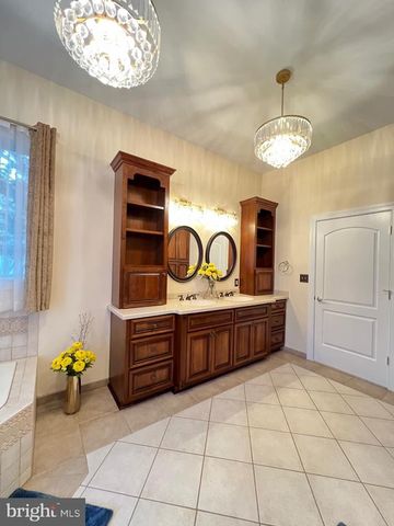 11207 VALOR BRIDGE DR, Spotsylvania, VA 22551