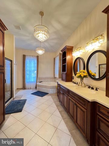 11207 VALOR BRIDGE DR, Spotsylvania, VA 22551