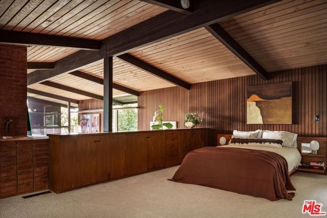 1966 Lucile Avenue, Los Angeles, CA 90039