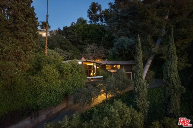 1966 Lucile Avenue, Los Angeles, CA 90039