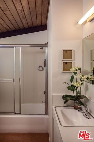 1966 Lucile Avenue, Los Angeles, CA 90039