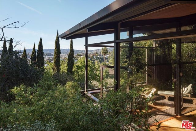 1966 Lucile Avenue, Los Angeles, CA 90039