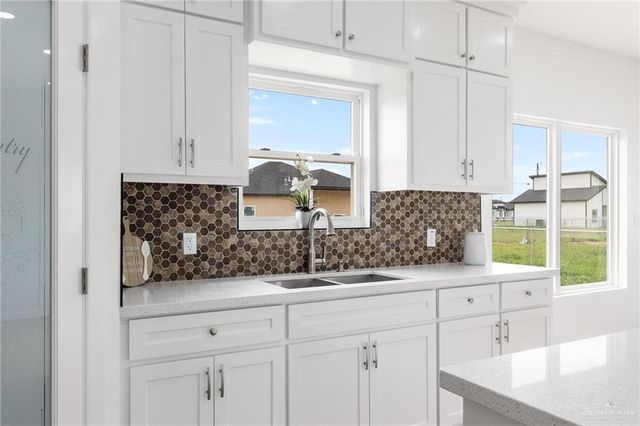 307 Barcelona Drive, Donna, TX 78537