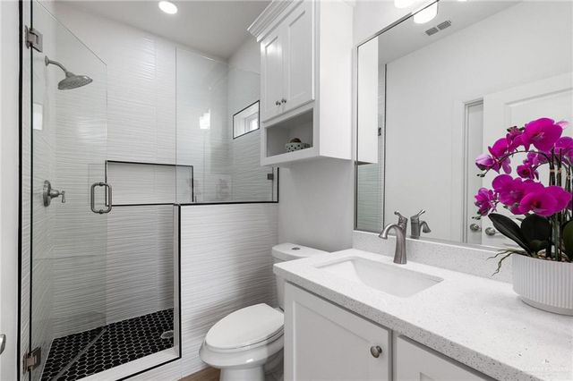 307 Barcelona Drive, Donna, TX 78537