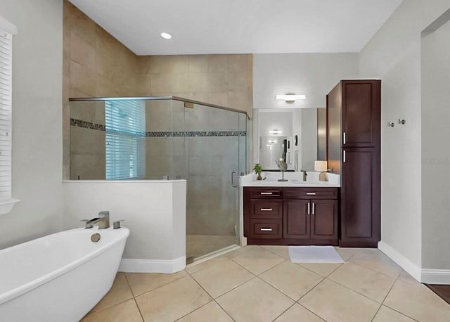 8013 KEY WEST CONCH DRIVE, Riverview, FL 33578