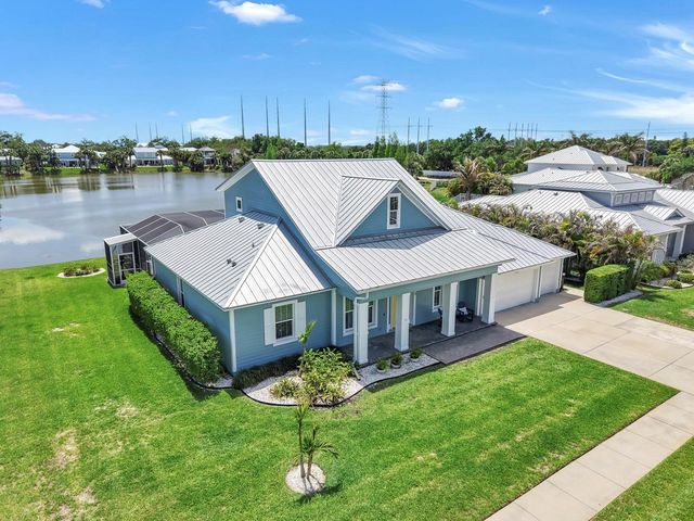 8013 KEY WEST CONCH DRIVE, Riverview, FL 33578