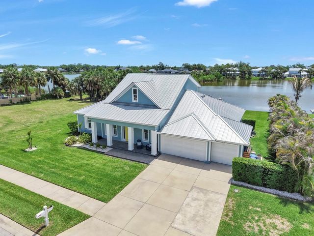 8013 KEY WEST CONCH DRIVE, Riverview, FL 33578