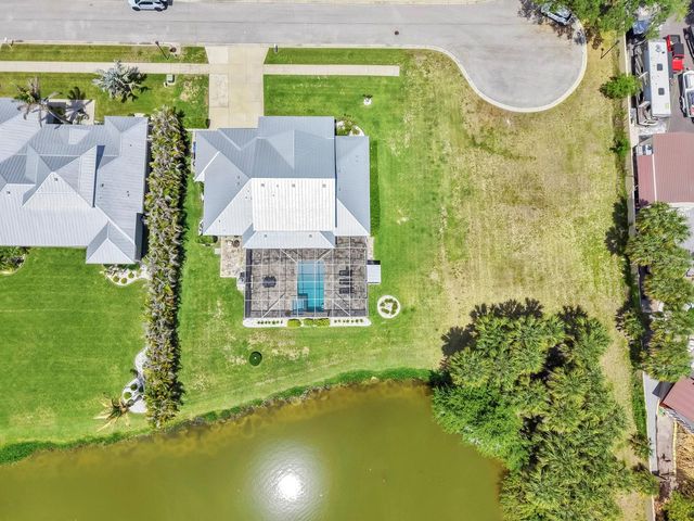 8013 KEY WEST CONCH DRIVE, Riverview, FL 33578
