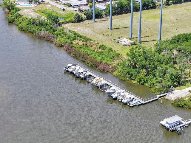 8013 KEY WEST CONCH DRIVE, Riverview, FL 33578
