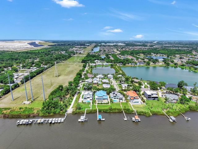 8013 KEY WEST CONCH DRIVE, Riverview, FL 33578