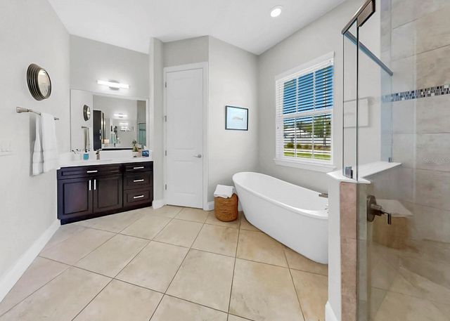 8013 KEY WEST CONCH DRIVE, Riverview, FL 33578