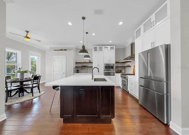 8013 KEY WEST CONCH DRIVE, Riverview, FL 33578