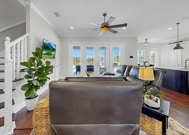 8013 KEY WEST CONCH DRIVE, Riverview, FL 33578