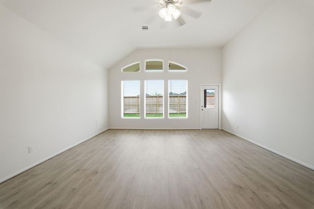 12107 N Wooden Mill Lane N, Santa Fe, TX 77510