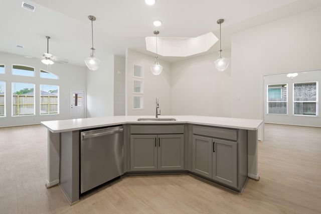 12107 N Wooden Mill Lane N, Santa Fe, TX 77510