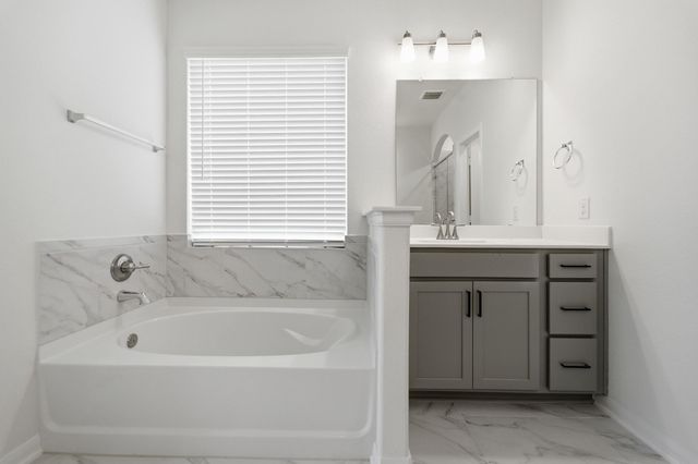 12107 N Wooden Mill Lane N, Santa Fe, TX 77510