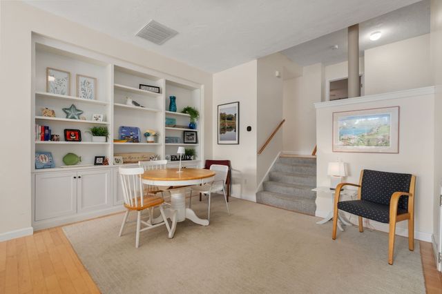 15 Story St 4, Rockport, MA 01966