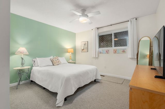 15 Story St 4, Rockport, MA 01966