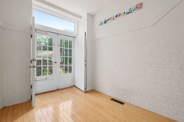 15 Story St 4, Rockport, MA 01966