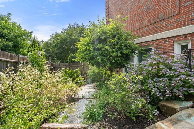 15 Story St 4, Rockport, MA 01966