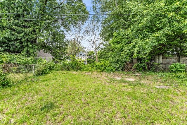 2344 E 86th Street, Cleveland, OH 44106