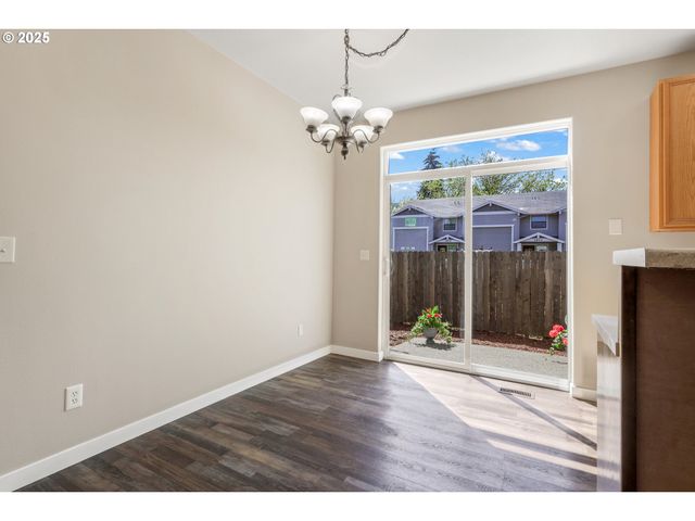 2798 Se 74th Way, Hillsboro, OR 97123