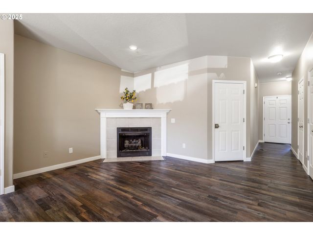 2798 Se 74th Way, Hillsboro, OR 97123