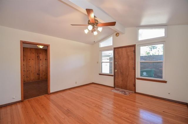 6923 Cole Creek Drive, Houston, TX 77092