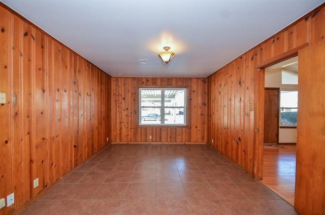 6923 Cole Creek Drive, Houston, TX 77092