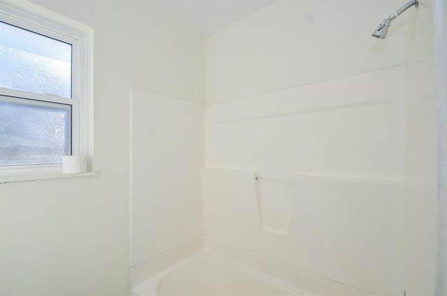 6923 Cole Creek Drive, Houston, TX 77092