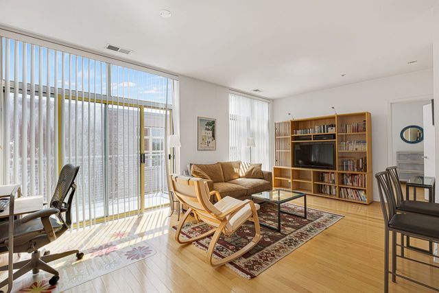1236 Chicago Avenue 706A, Evanston, IL 60202
