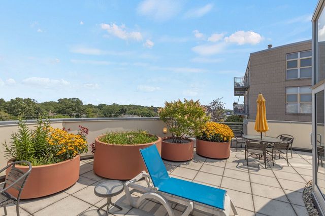 1236 Chicago Avenue 706A, Evanston, IL 60202
