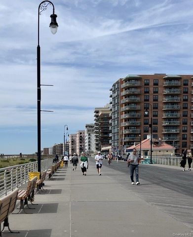 210 E Broadway 6J, Long Beach, NY 11561