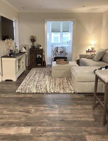 210 E Broadway 6J, Long Beach, NY 11561