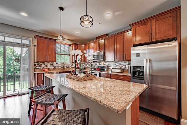 20 MERIDIAN LN, Towson, MD 21286